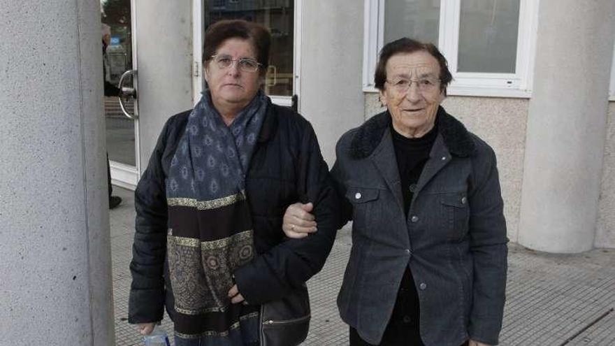 Las testigos María González y Mª del Carmen Alfaya. // S. Álvarez