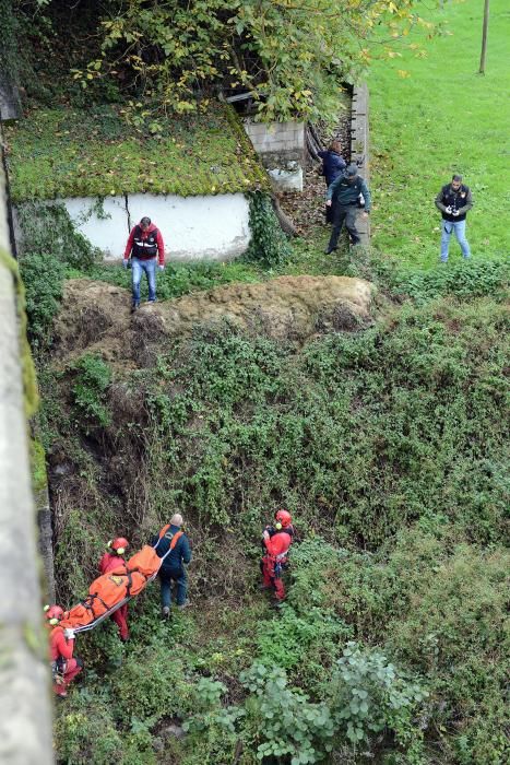 Rescatan el cadáver de un hombre en el río de Campomanes