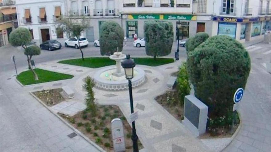 Concluye la obra de remodelación de la plaza de la Constitución