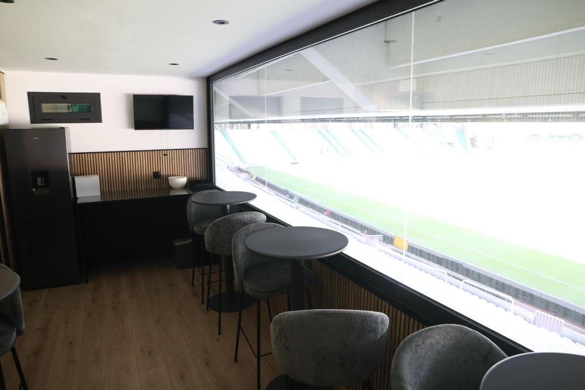 El interior de uno de los palcos situados en Preferencia, en El Arcángel.
