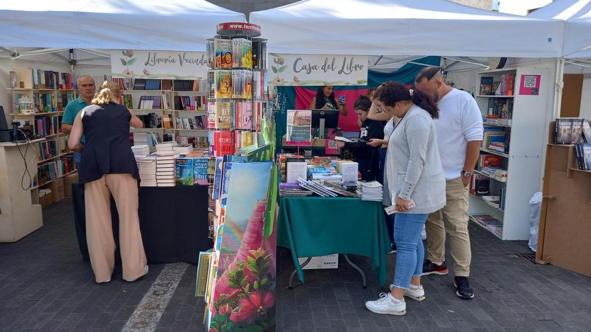 Imagen de uno de los stands de la Feria del Libro de Telde 2023.