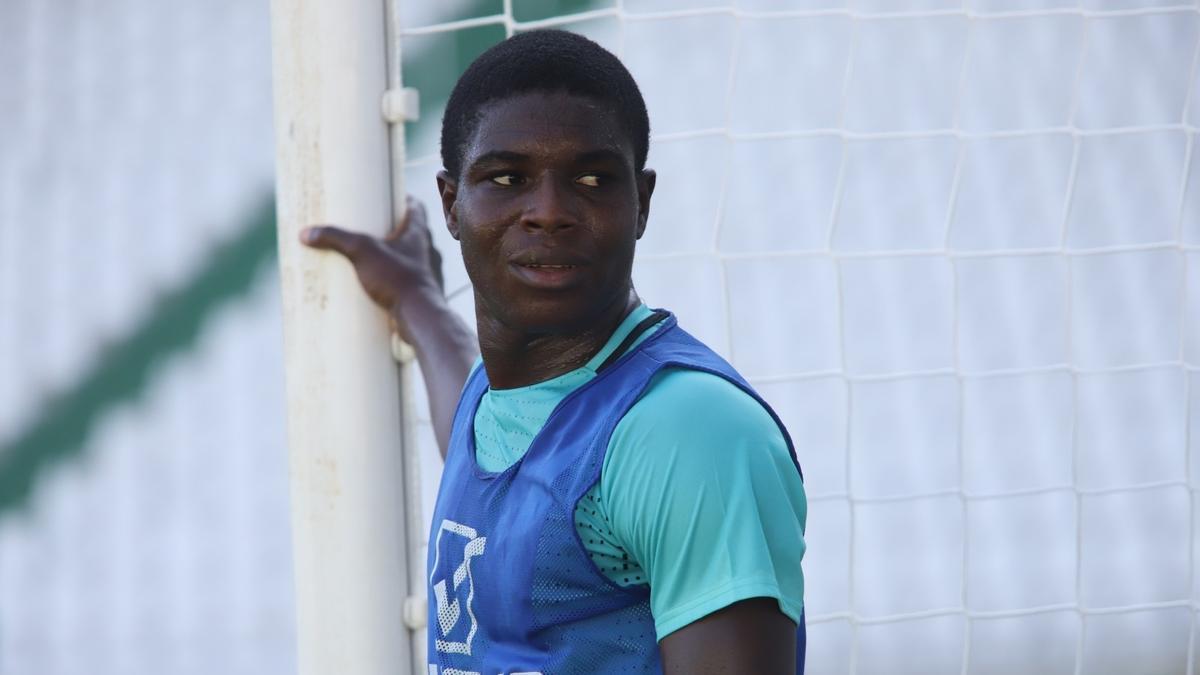 El colombiano Ferney Mosquera, en un entrenamiento en El Arcángel.