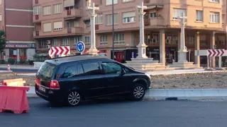 Otro accidente en la rotonda de Tres Cruces: de nuevo, por falta de visibilidad