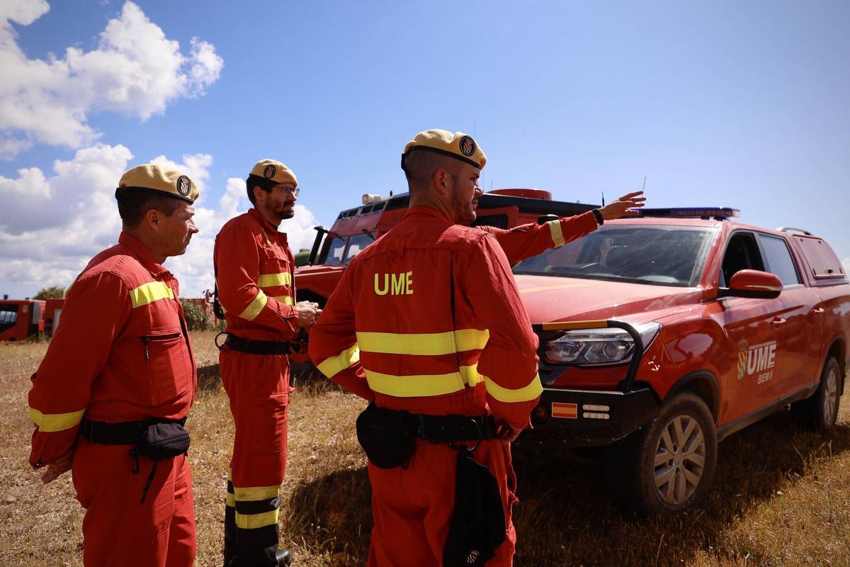 Alrededor de 200 efectivos ensayan todo tipo de escenarios en Cerro Muriano antes de los meses clave