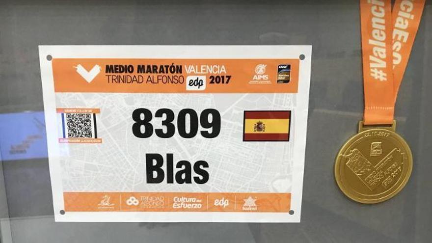 El Medio Maratón homenajea al subinspector de policía asesinado en València