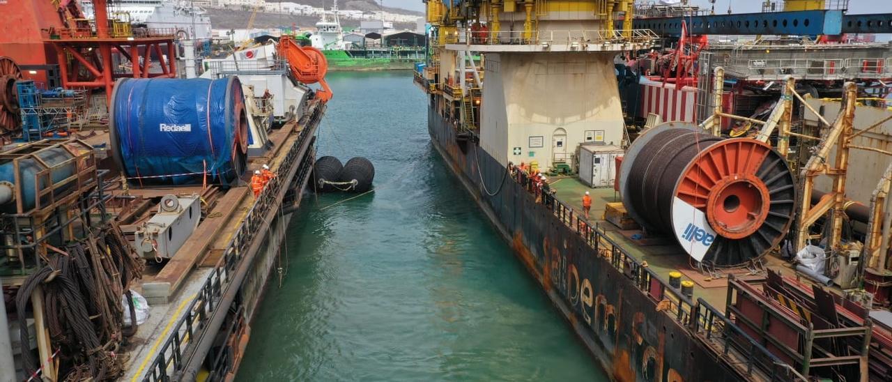 Sector naval: Astican coloca el cable más pesado del mundo en un barco de  tuberías en el Puerto de Las Palmas