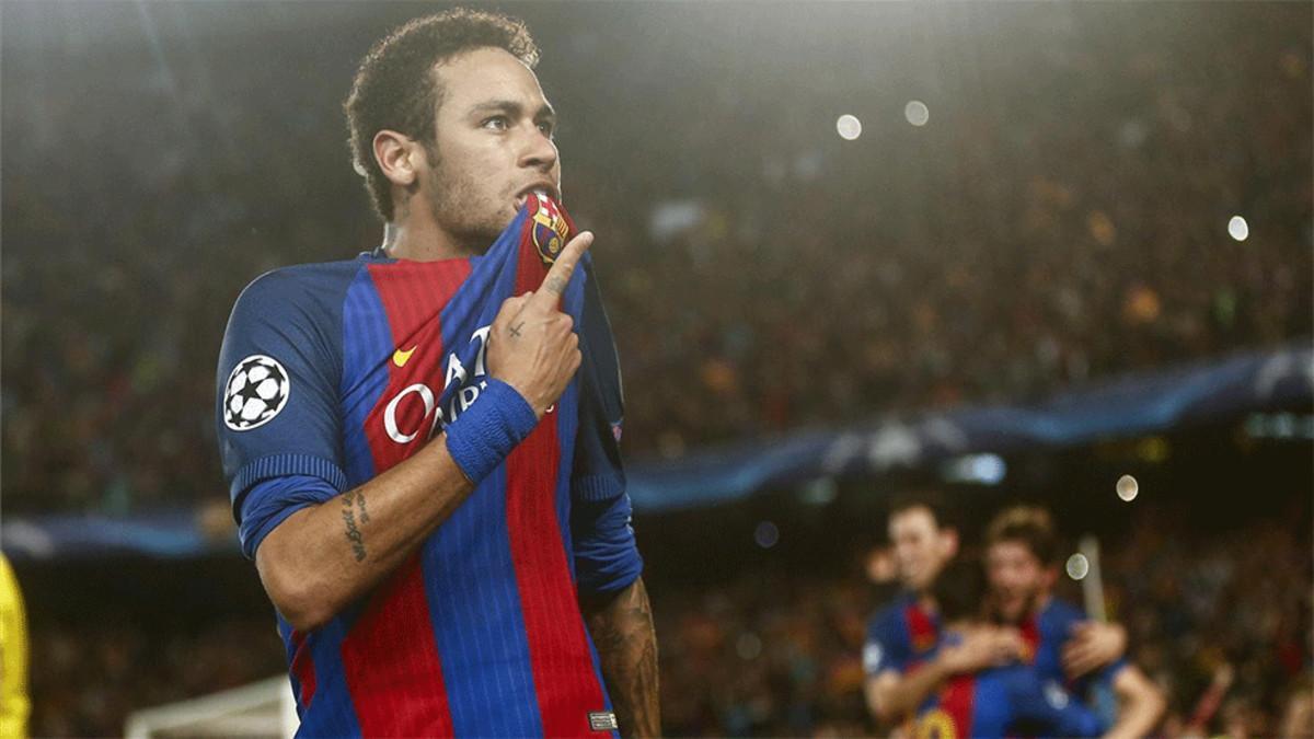 Neymar regresa al equipo tras cumplir su sanción