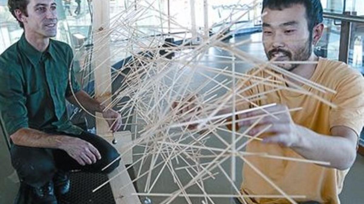 Lolo, Sosaku y algunos de sus instrumentos, ayer en CosmoCaixa.