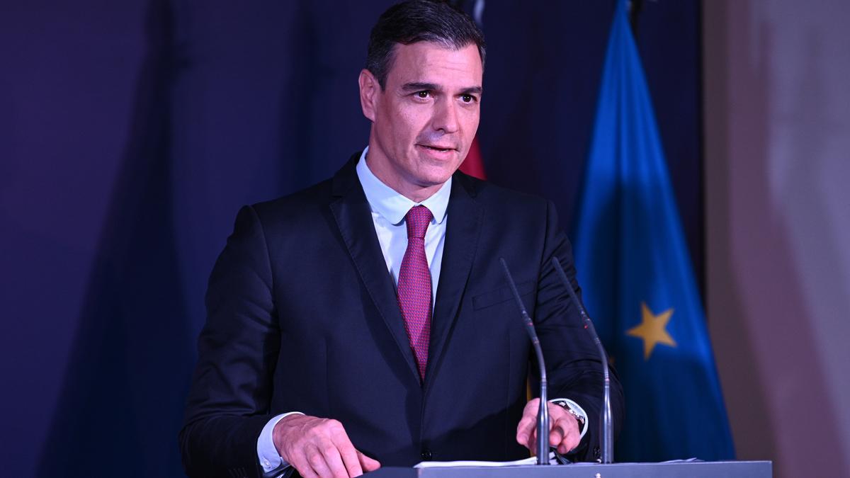 Pedro Sánchez: "Lo que está haciendo el Gobierno es dar un paso más hacia la concordia entre catalanes"