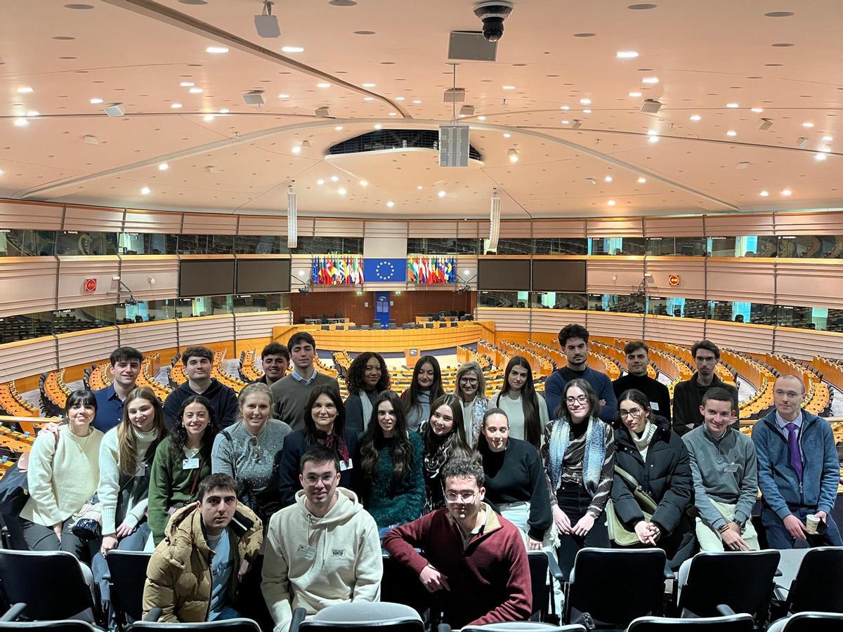 Los estudiantes han conocido de primera mano el trabajo de organismos clave en la arquitectura política y jurídica europea