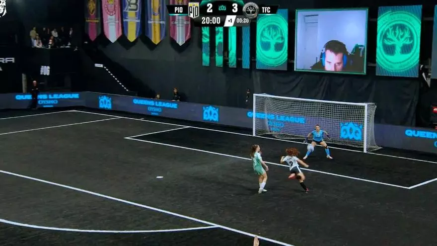 ¡Doble sombrero espectacular para marcar uno de los goles de  la historia de la Queens League!