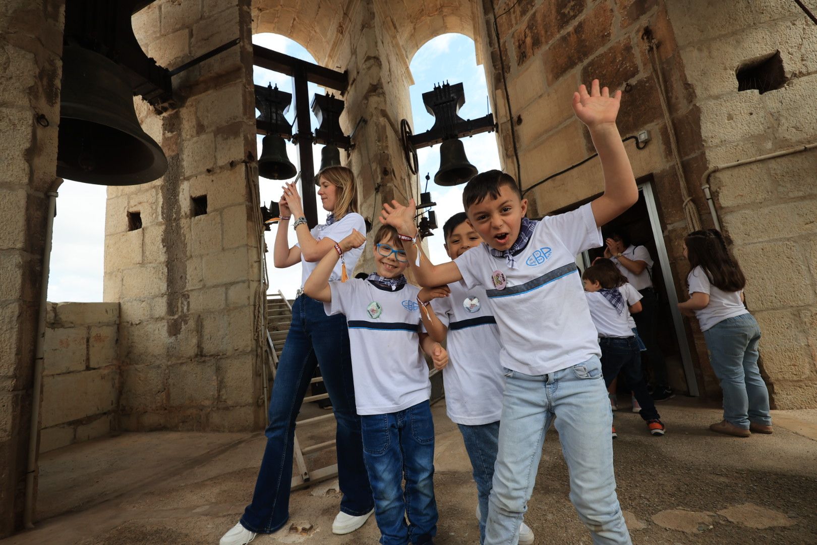 FOTOGALERIA I Les imatges de l'exitosa pujada al campanar de l'arxiprestal de Vila-real