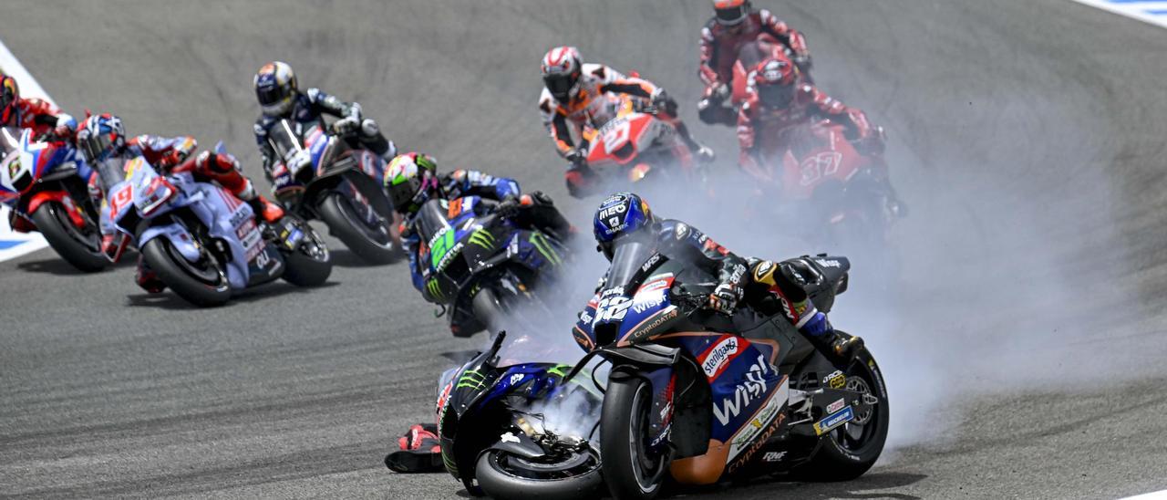 MotoGP es imprevisible, con caídas y demás peripecias, algo que envidia la F-1.