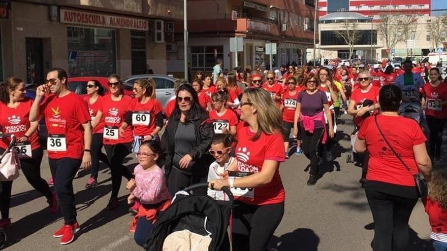 Más de medio millar de mujeres disfrutan con una nueva edición de la carrera de la mujer