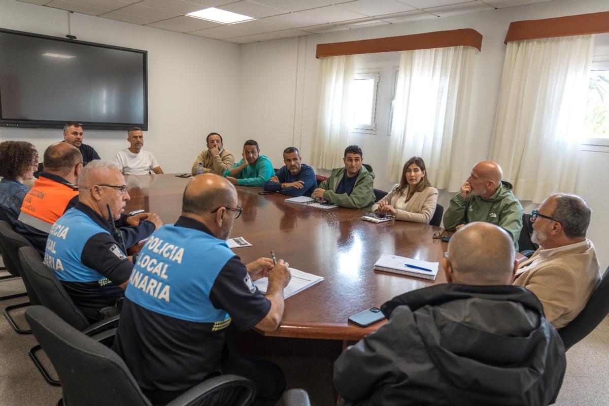 El Ayuntamiento de Santa Lucía  suspende las actividades y cierra todas las instalaciones deportivas, culturales, sociales y de ocio