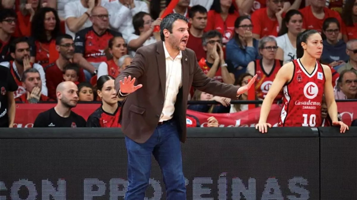 Carlos Cantero, entrenador del Casademont Zaragoza: "Estoy orgulloso"