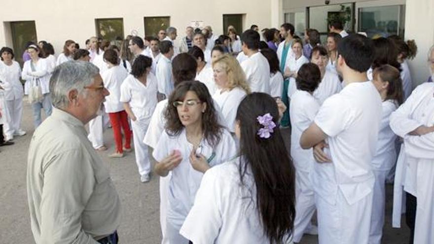 Una de las últimas protestas de medicina y enfermería contra los recortes.