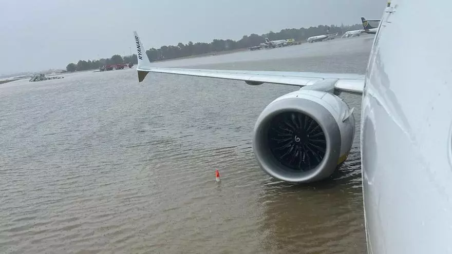 Wie der Starkregen den Flughafen Mallorca unter Wasser setzte