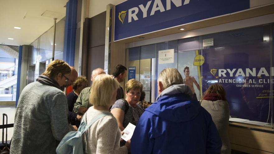 Cómo reclamar por el cobro de las maletas en Ryanair