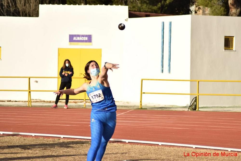 Control federativo de atletismo en Cartagena