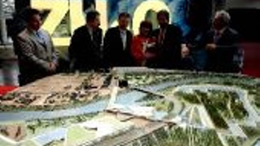 La Expo se venderá en Moncloa ante cien embajadores