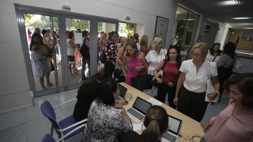 eWoman Alicante reúne a decenas de mujeres emprendedoras en Información