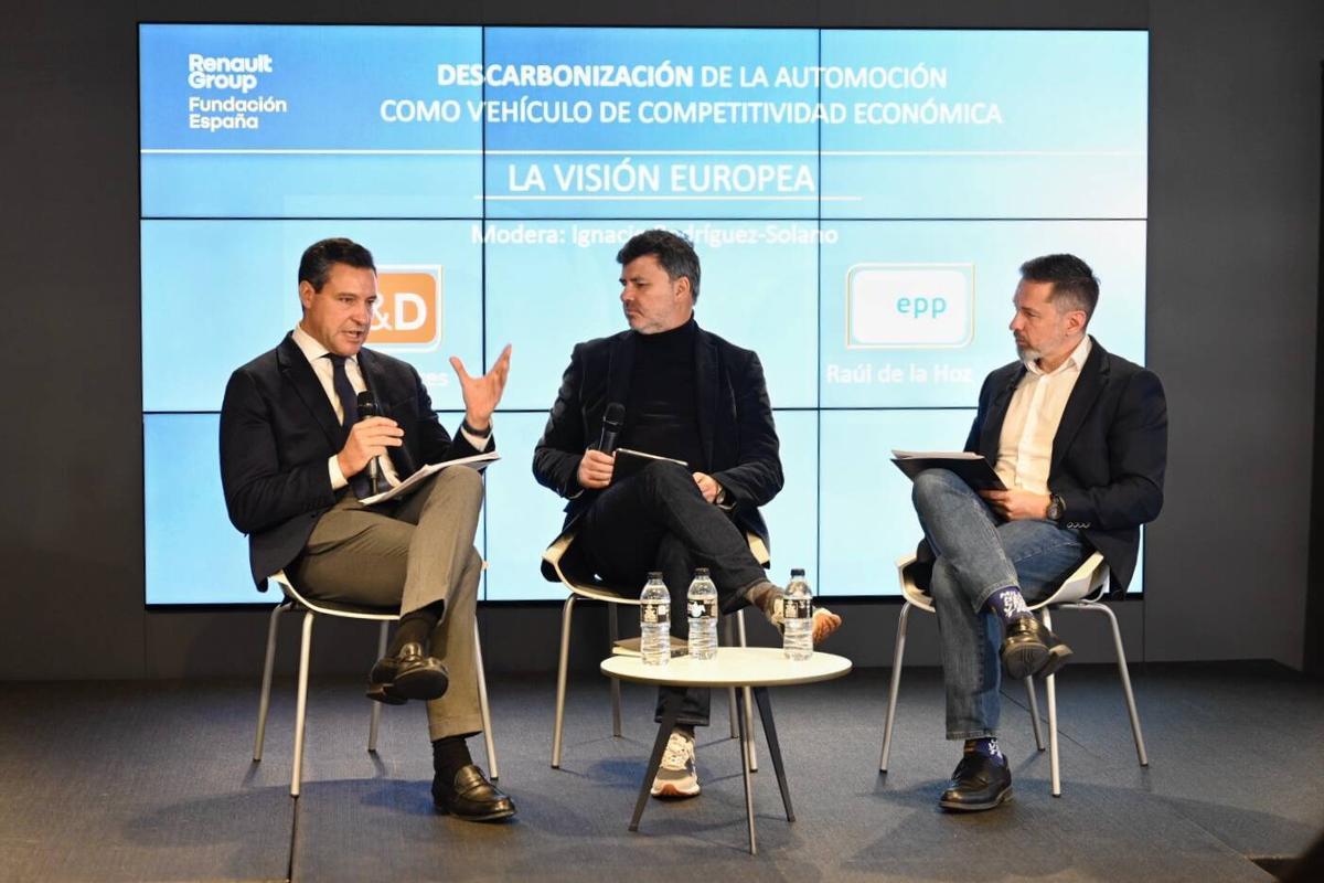 La fundación Renault Group España analiza la descarbonización de la automoción