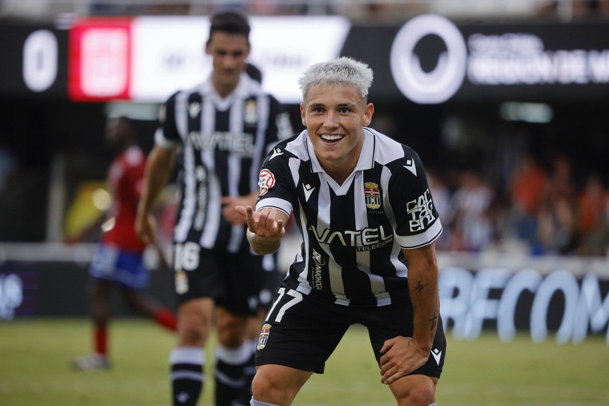 La victoria del FC Cartagena sobre el Tarazona, en imágenes