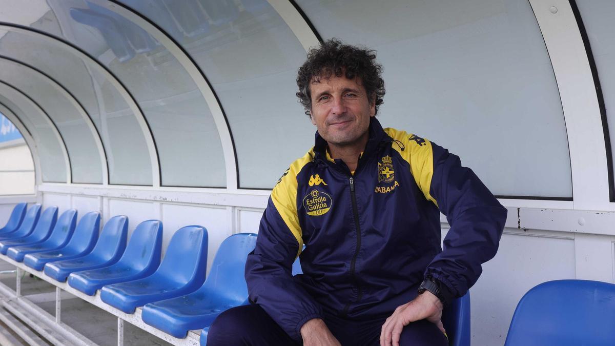 Imanol Idiakez, entrenador del Deportivo