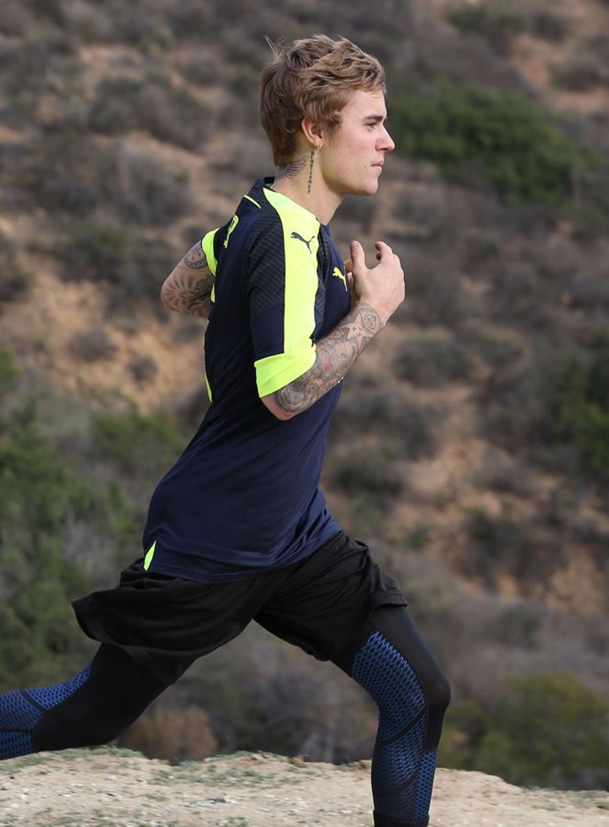 Justin Bieber se despeja al aire libre