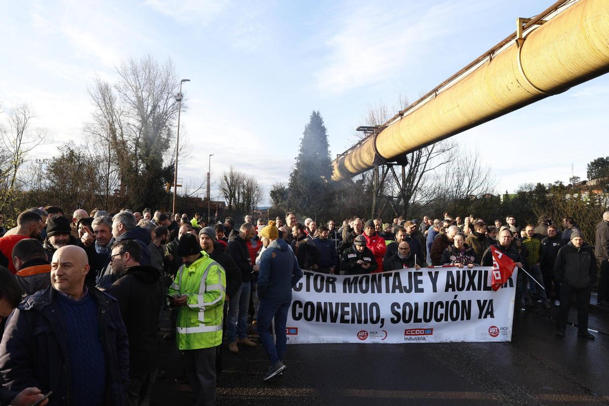 La huelga de la industria auxiliar asturiana, en imágenes