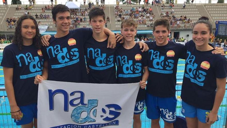 El Club Nados logra 10 preseas en el Nacional infantil de verano