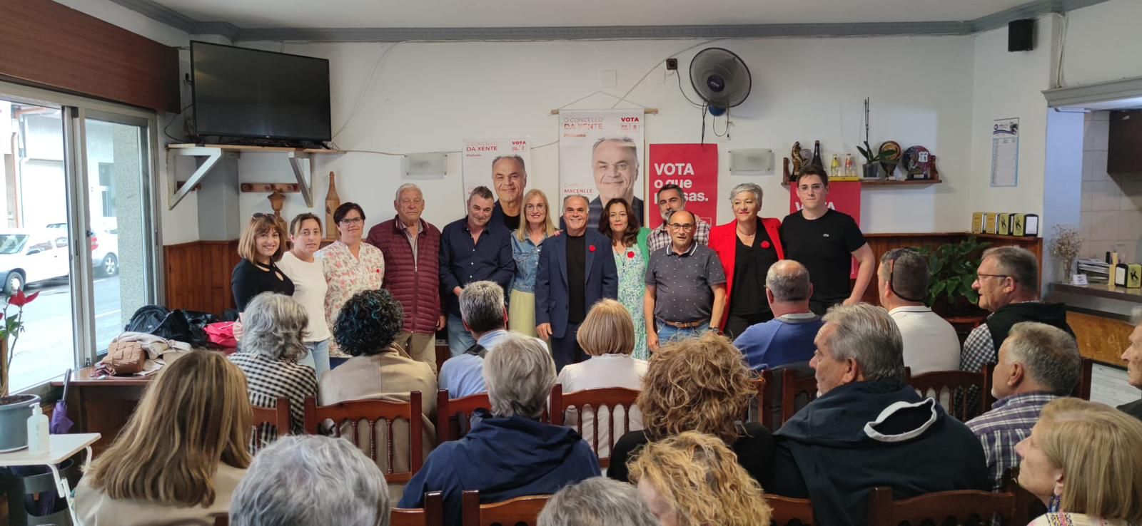 Cierre de campaña de PSOE de Bueu.jpg