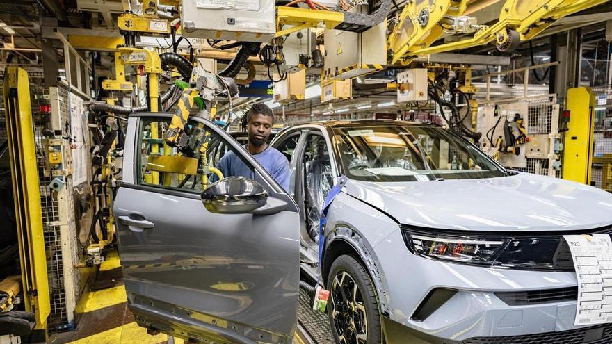 Stellantis Vigo se posiciona para fabricar un segundo Opel con la nueva plataforma