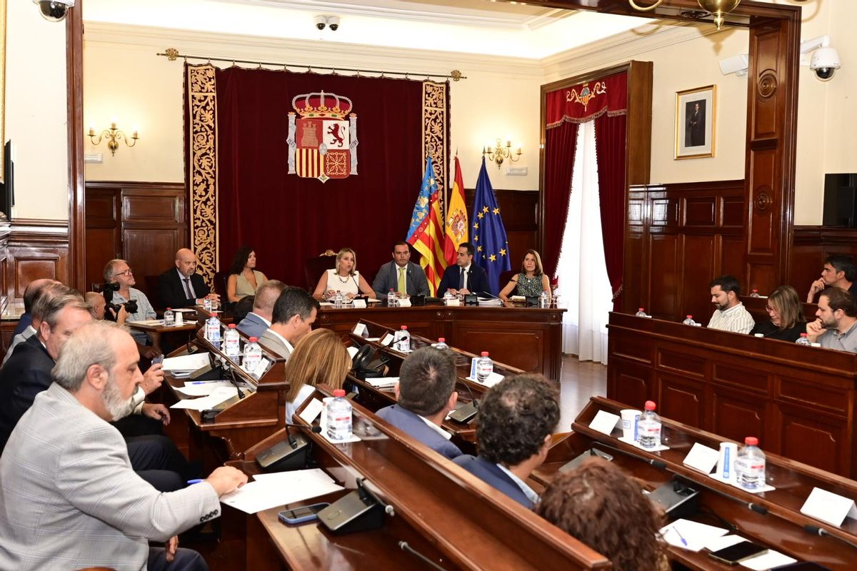 Pleno del Debate sobre el Estado de la Provincia, en el salón principal.