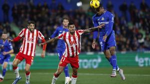 Resumen, goles y highlights del Getafe 2 - 1 Almería de la jornada 14 de LaLiga EA Sports