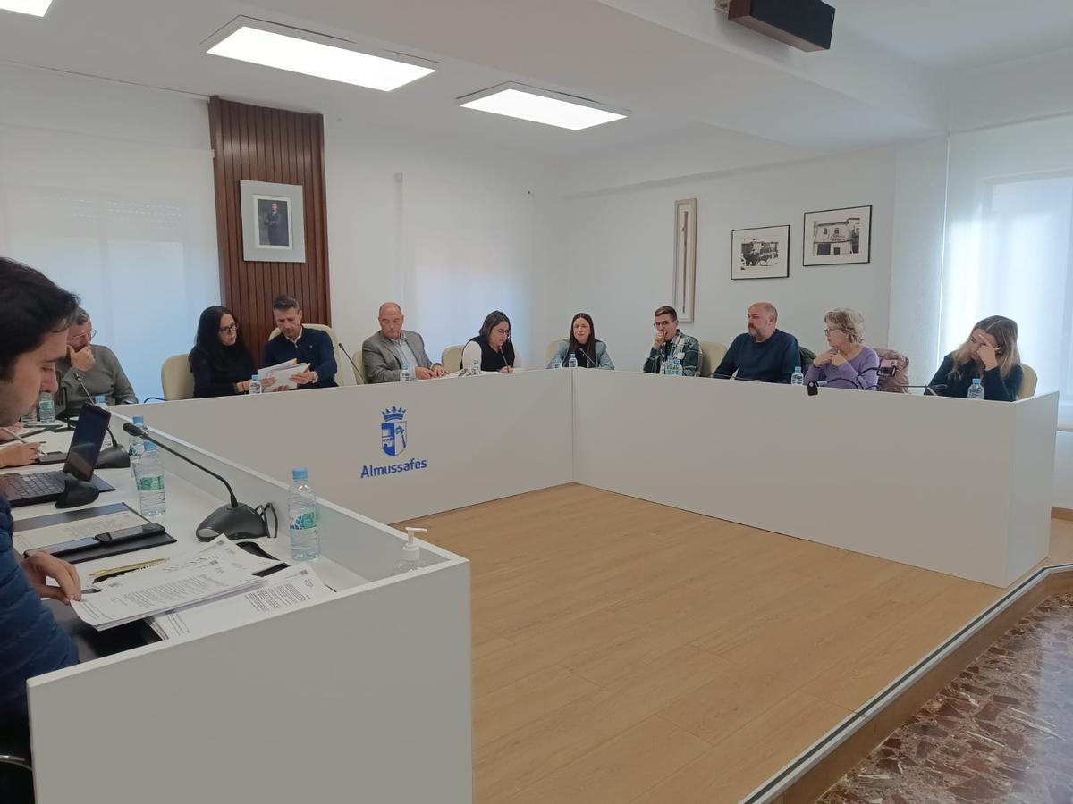El alcalde, Toni González, en un pleno de la corporación municipal, en una imagen de archivo.