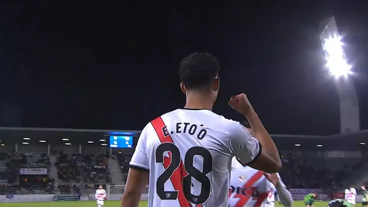 "A Eto'o le llamaron negro, bastardo y le dijeron que su madre es una p..."