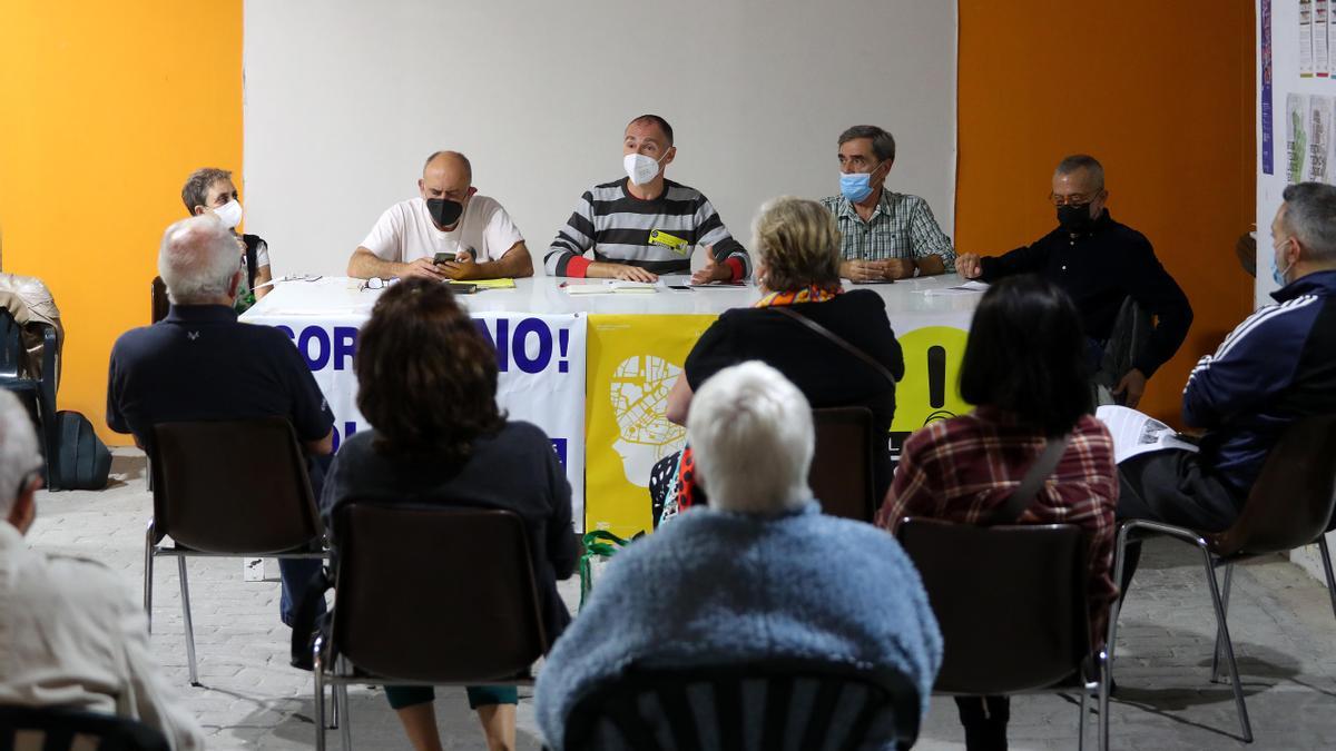 La asamblea de ayer tomó la medida por unanimidad de los presentes