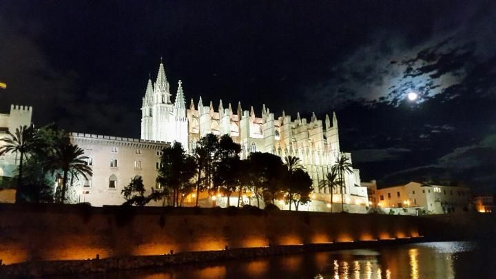 Kathedrale Kirchen Klöster Mallorca