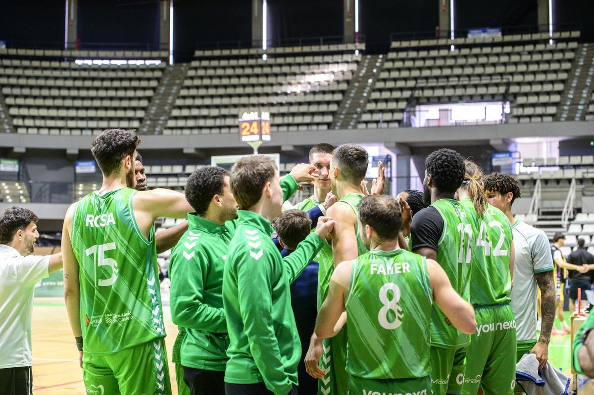 El Amics Castelló continúa con su pulso para acabar en lo más alto de su grupo en Segunda FEB.