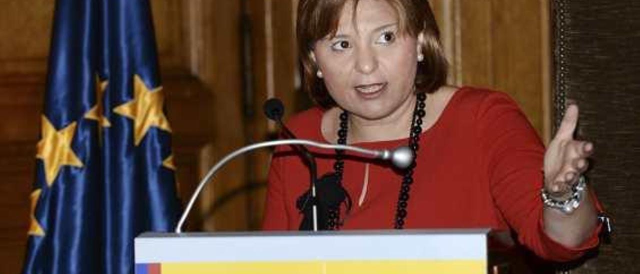 Isabel Bonig, consellera de Infraestructuras.