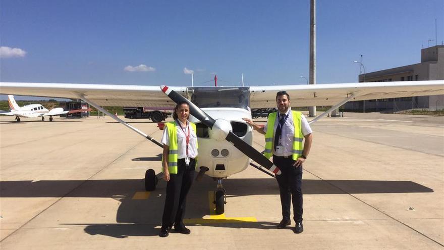 Vilanova d’Alcolea acoge prácticas de vuelo de 70 pilotos