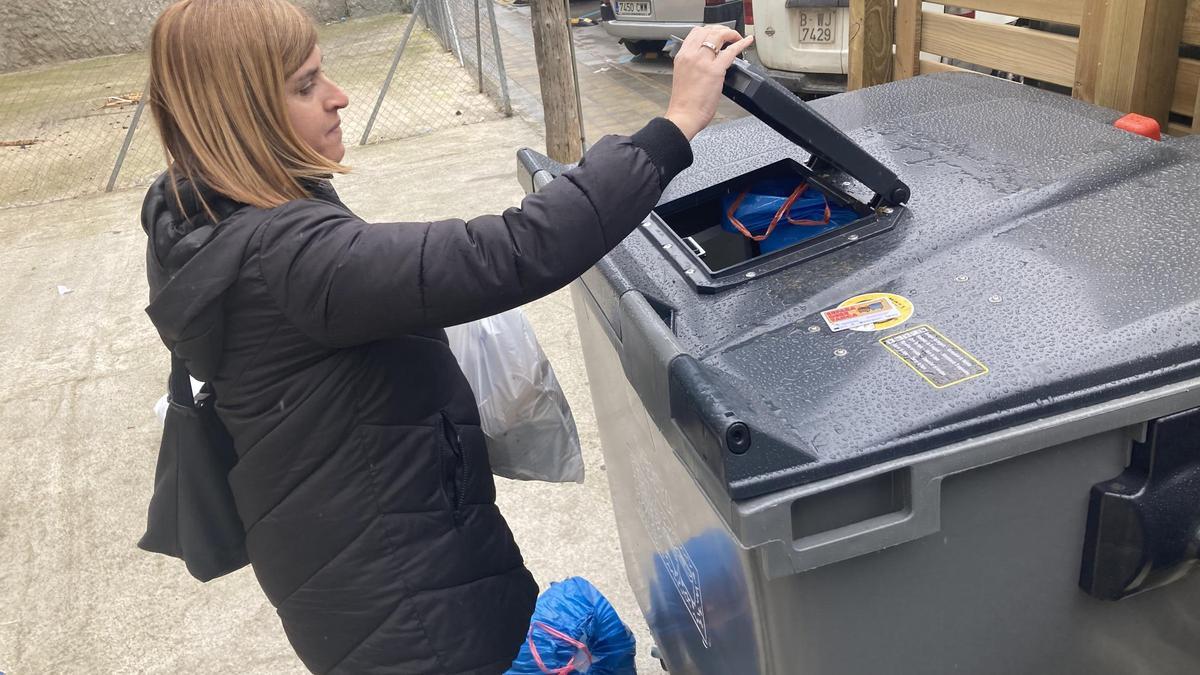 Sallent té implantat el sistema de recollida de residus a través de contenidors amb xip