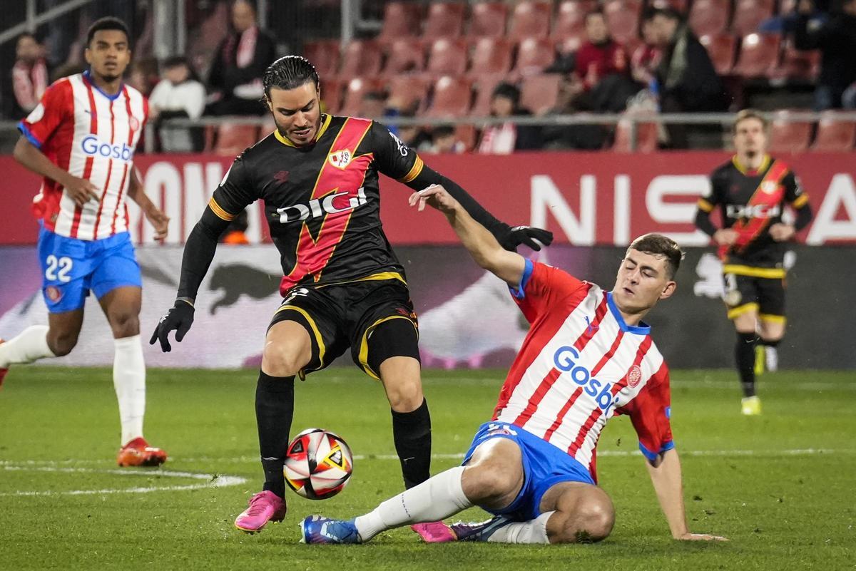 Antal Yaakobishvili en un lance ante el Rayo Vallecano