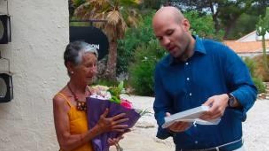 Lolín, la turista que lleva 50 veranos regresando a Moraira