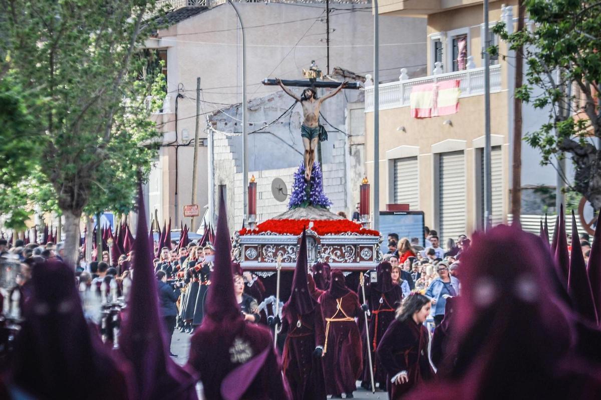 El trono durante el desfile procesional de Miércoles Santo