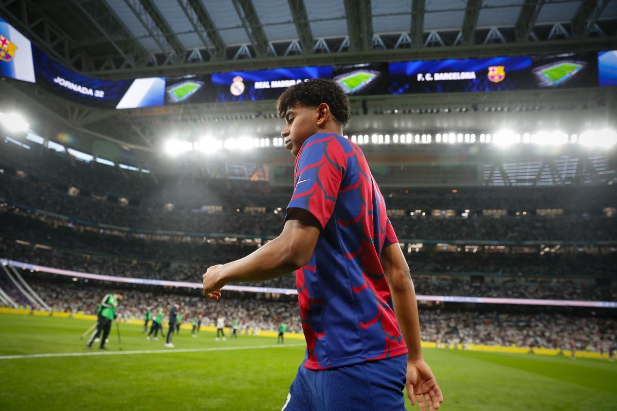 Real Madrid - FC Barcelona, el partido de la jornada 32 de LaLiga EA Sports, en imágenes. Real Madrid - FC Barcelona, el partido de la jornada 32 de LaLiga EA Sports, en imágenes.