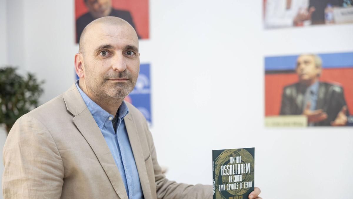 Jaume Oliver presenta su segunda novela, Premi Ciutat de Palma: “Hace tiempo que no se publican libros modernos en catalán”