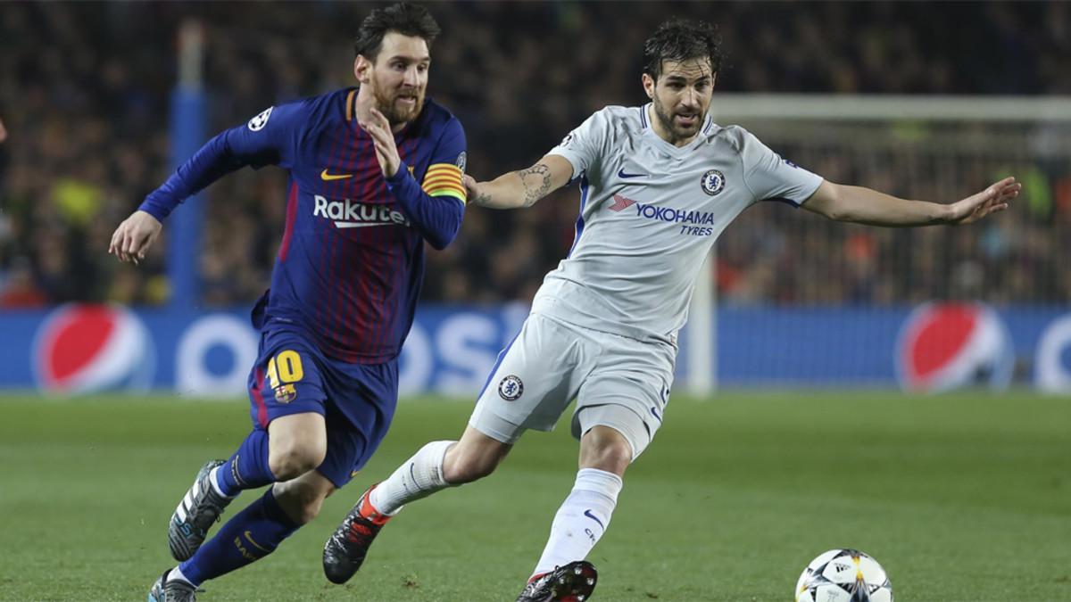 Messi , con Cesc en la imagen, decidió la eliminatoria de octavos entre Barça y Chelsea